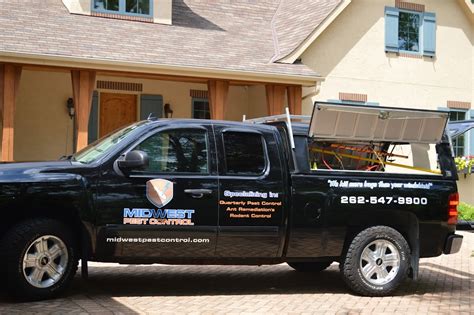 Pest Control Menomonee Falls