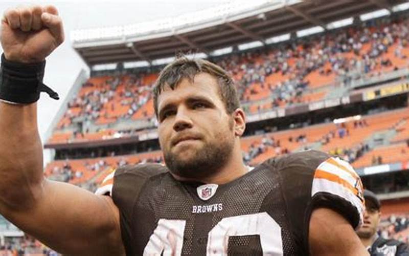 Peyton Hillis Go Fund Me: A Community’s Effort to Help a Former NFL Player