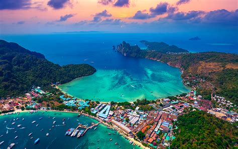 Phi Phi Islands overview