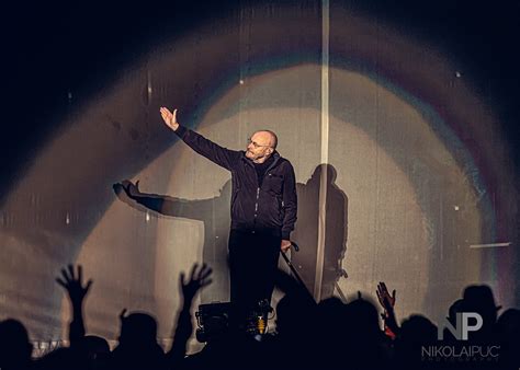 Phil Collins humanitarian efforts