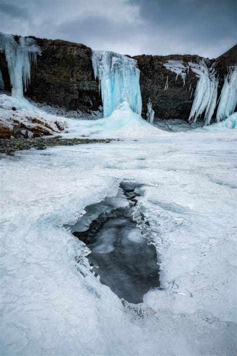 Photographing Frozen Waterfalls