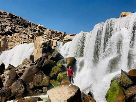 Photographing Pillones Waterfalls