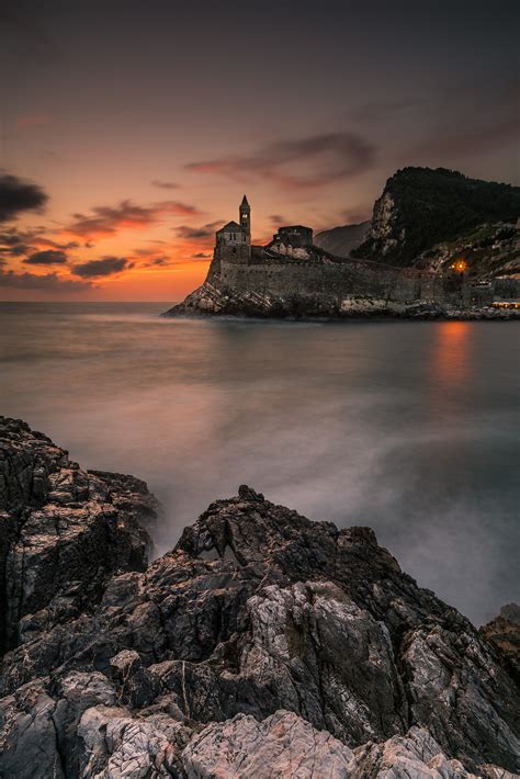 Photographing Portovenere sunset