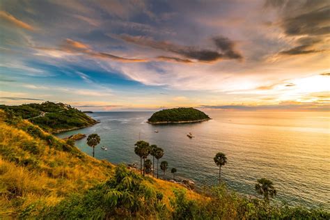 Phuket Sunset Tour: Is The Bioluminescent Plankton Adventure Worth It?