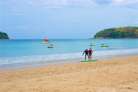 Phuket Surf Instructor