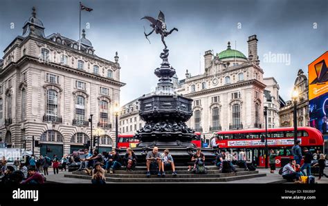 Piccadilly Circus