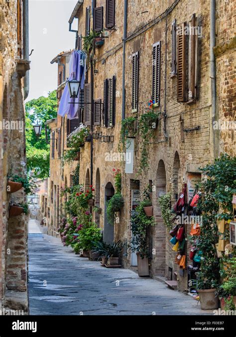 Pienza Streets