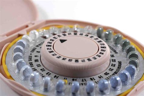 Pillola anticoncezionale cos'è, come si prende, pro e contro