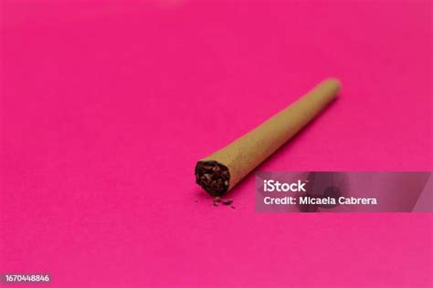 Pink Blunt Weed