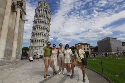 Pisa group tour