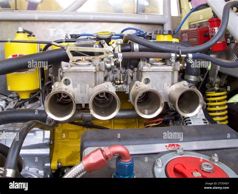 Pistons Waltzing with Valves