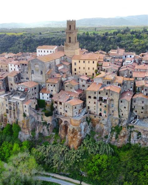 Pitigliano