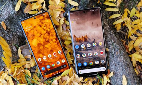 Pixel 7, 7 Pro displays