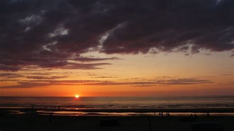 Chasing the Golden Hour: Discover the Best Places to Watch Sunset Near You