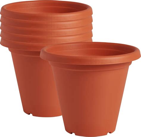 Plastic Pots: Lightweight & Practical
