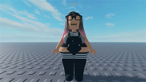 Playing With Style: How To Make A Thicc Avatar In Roblox - XPGoblin