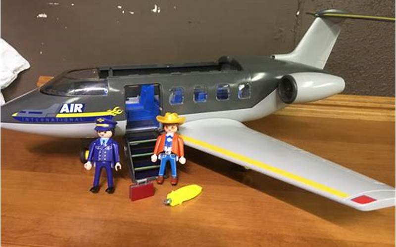 Playmobil Private Jet 5811 Design