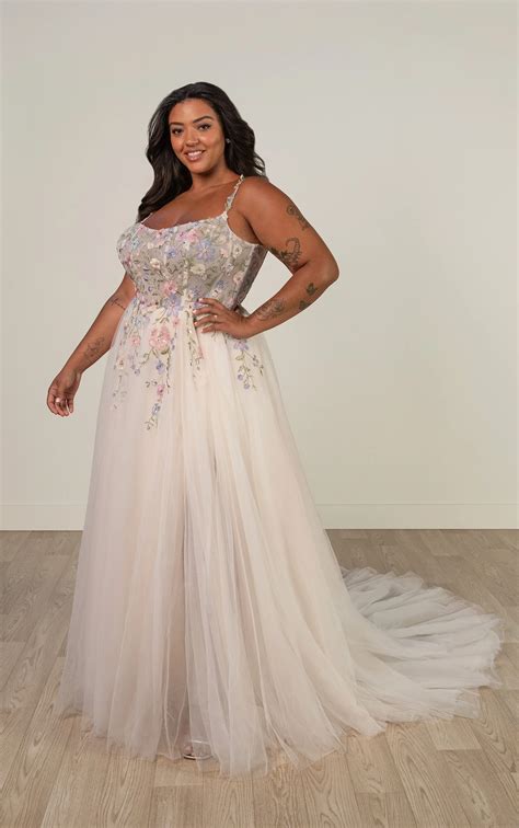 Unleash Your Inner Glamour with Magnificent Plus Size Wedding Dresses in Vibrant Hues