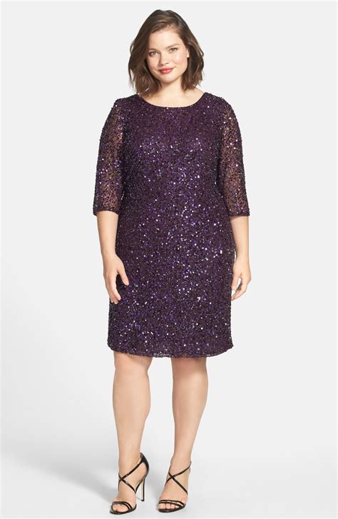 Plus Sized Cocktail Dresses
