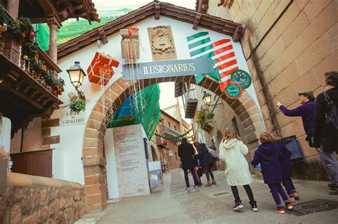 Poble Espanyol Crafts