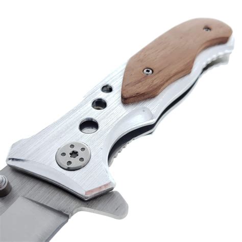 Pocket Knife Retailers