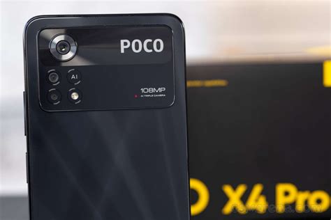 Poco X4 Pro 5G: Display