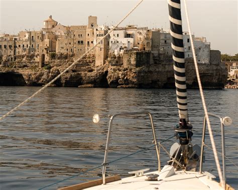 Polignano a Mare Setting Sail