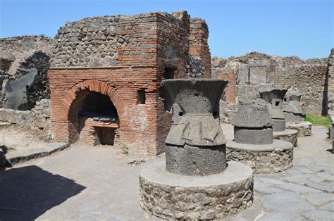 Pompeii Bakery