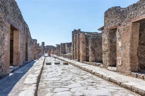 Pompeii Main Street