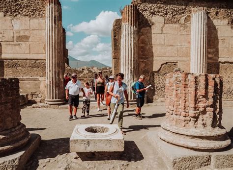 Pompeii Tour Choice