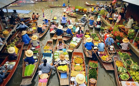 Popular Floating Markets to Explore