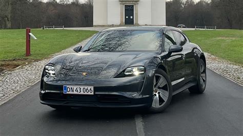 Popular Porsche Taycan Models for Leasing