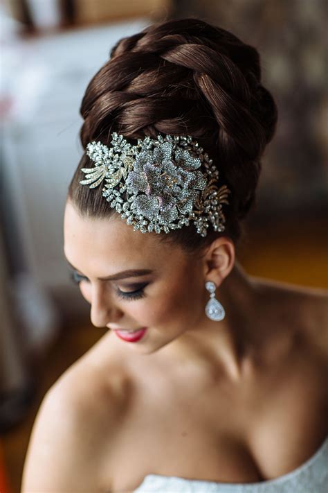 Popular Styles for the Crystal Bride