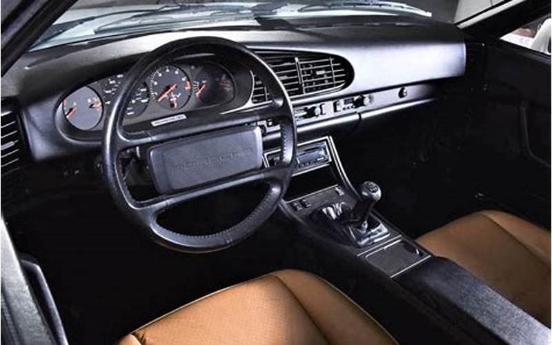 Porsche 944 Interior