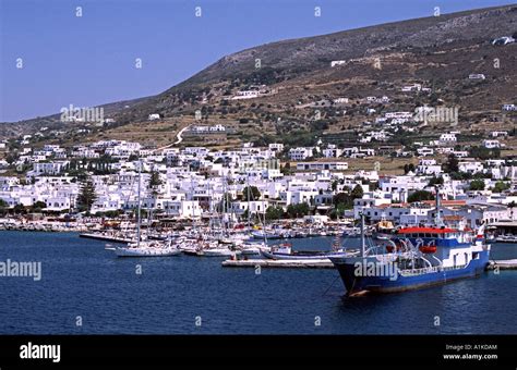 Port of Paros