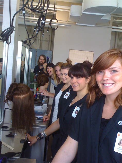 Become a Beauty Maven in the Pacific Northwest: Discover the Best Portland Beauty School