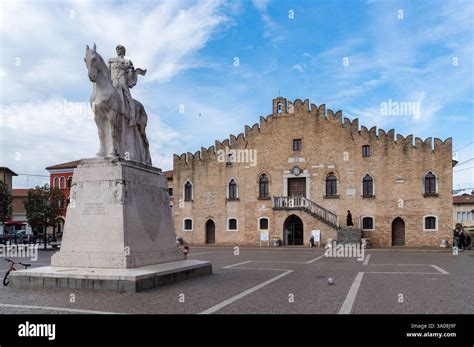 Portogruaro Town Square