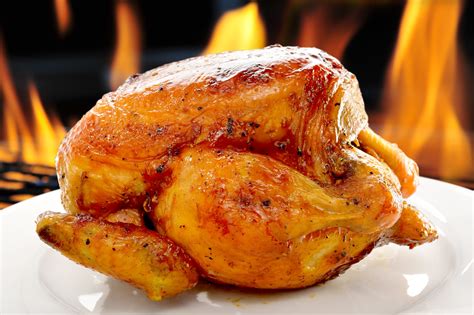 Poulet grillé sur un barbecue