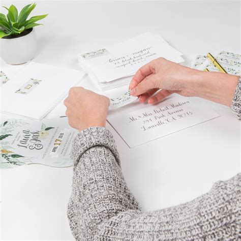 Practical Tips for Writing Stellar Personalized Thank You Notes