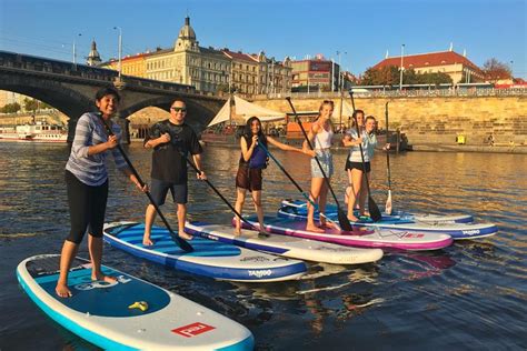Prague paddleboarding group