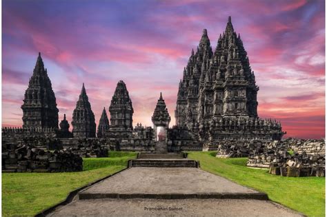 Prambanan Sunset