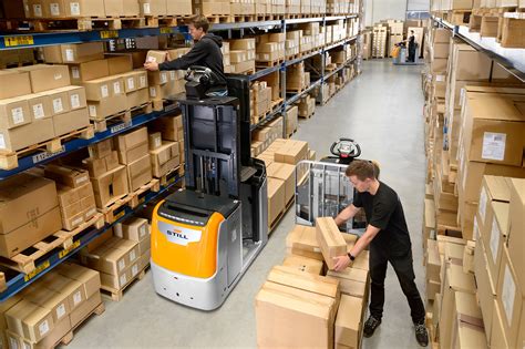 Bruce • Préparateur de commandes débutant AULNAYSOUSBOIS