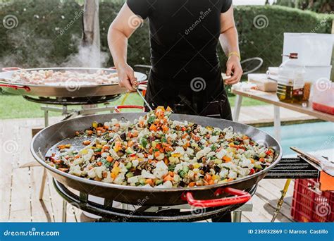Preparing Paella