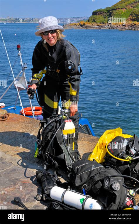 Preparing for Dive