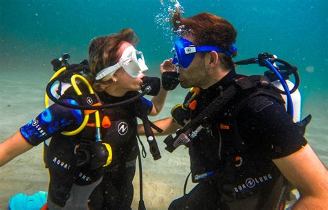 Preparing for Scuba Session