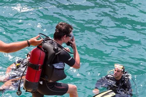 Preparing for scuba diving alanya