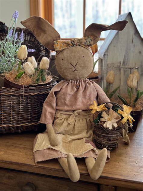 Primitive Easter Rabbits