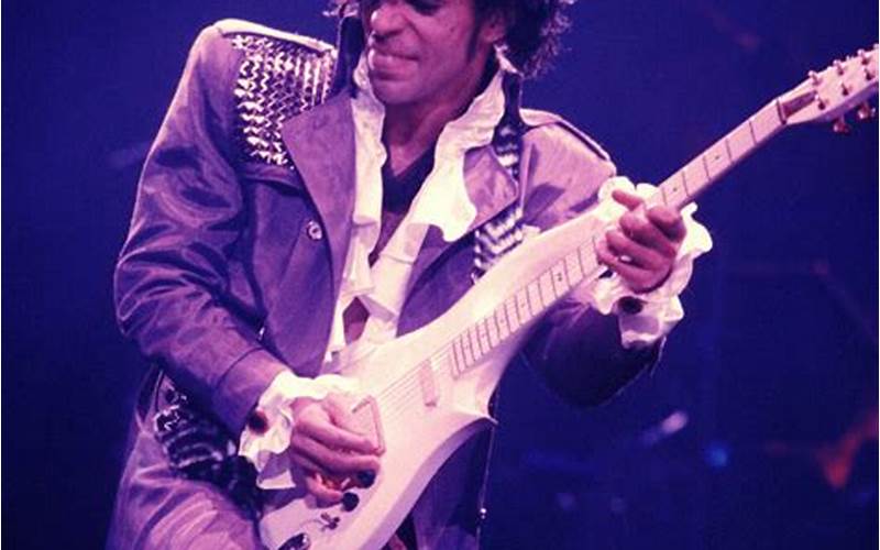 Prince Playing Guitar In The Cross