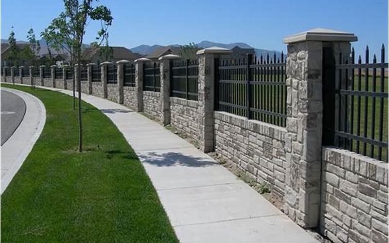 Privacy Fence Block Hwy: Everything You Need To Know
