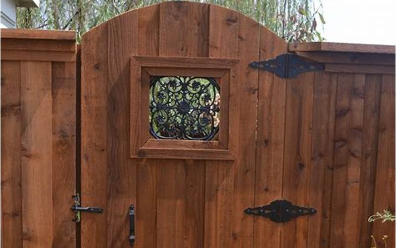 Privacy Fence Doors